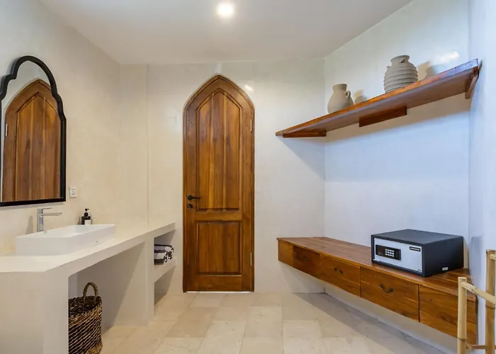 Villa Casa Cherish Brand New Moroccan Canggu (Bali)